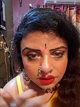 Snapshot of Maaya66 chatting on February 2, 5:58 pm Maaya66 online show from February 2, 5:58 pm