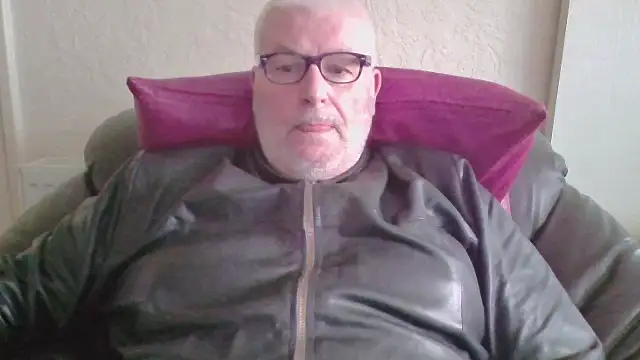 Leatherman63 online show from October 25, 8:57 am