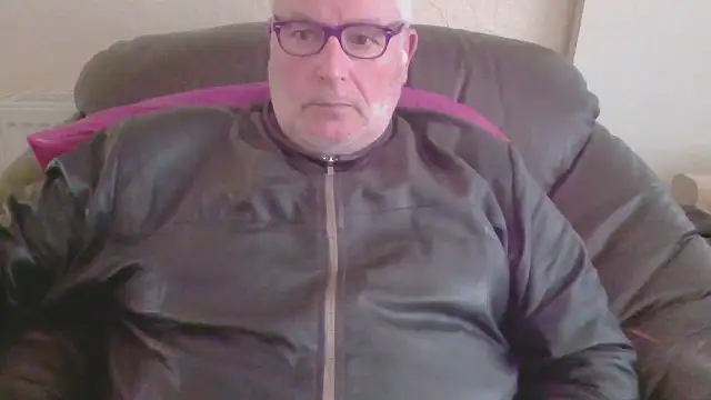 Leatherman63 online show from July 1, 1:22 pm
