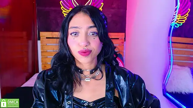 REDHOTTER  online show from April 3, 7:42 pm