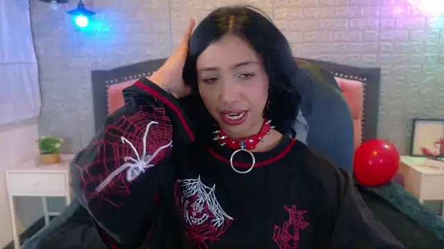 REDHOTTER  online show from March 6, 8:04 pm