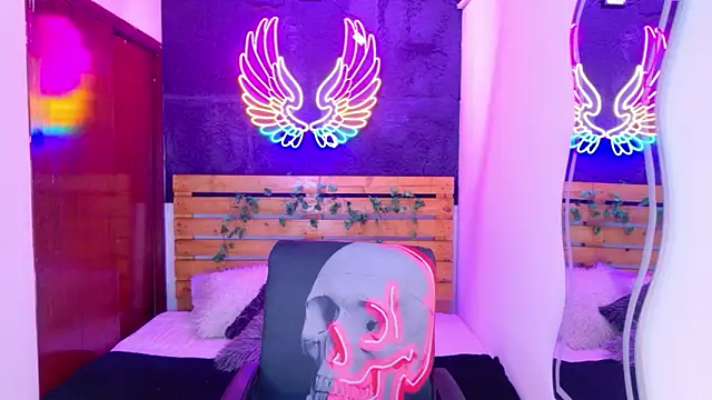 REDHOTTER  online show from March 16, 7:49 pm