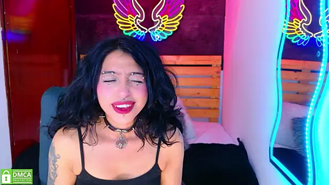 REDHOTTER  online show from March 31, 7:49 pm