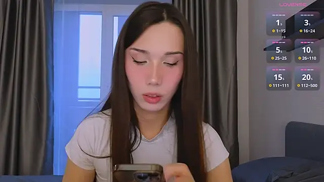 Kaia Sunshine Mia online show from December 18, 11:58 am