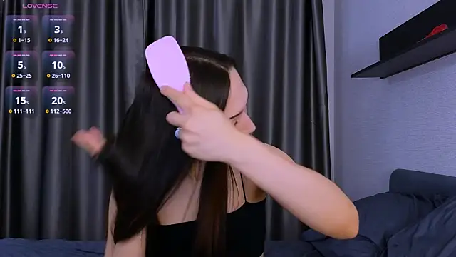 Kaia Sunshine Mia online show from January 8, 2:23 pm