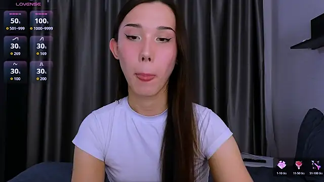 Kaia Sunshine Mia online show from January 6, 2:43 pm