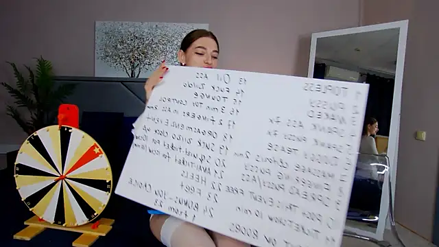 NicoleRosss online show from October 20, 1:00 pm