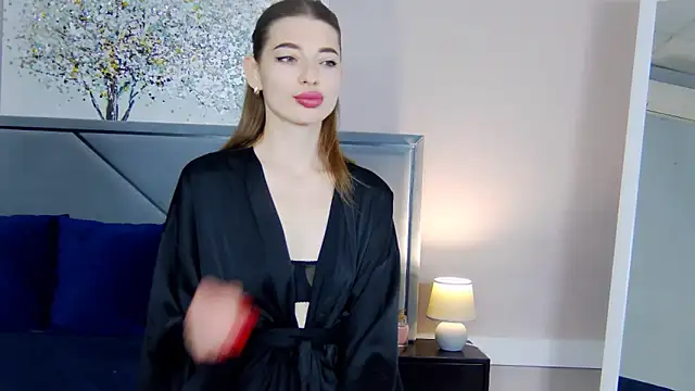 Snapshot of NicoleRosss chatting on October 12, 9:43 am NicoleRosss online show from October 12, 9:43 am
