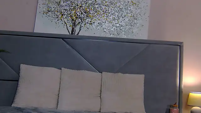 NicoleRosss online show from March 24, 2:50 pm