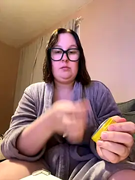 Misssmilf online show from November 4, 6:44 pm