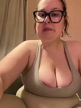 Misssmilf online show from November 11, 6:14 pm