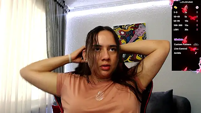 Lexyevans online show from February 27, 7:04 pm