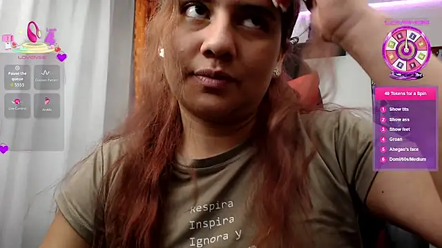 Lexyevans online show from October 12, 9:27 pm