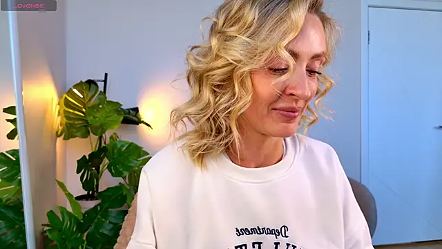 sexuallycorrecte online show from May 25, 7:18 am