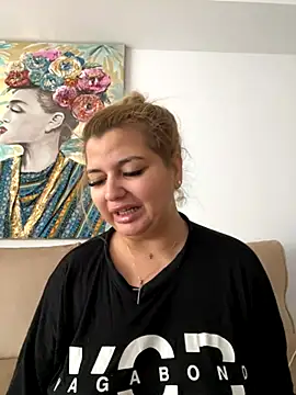 AllysonK online show from September 29, 11:16 am