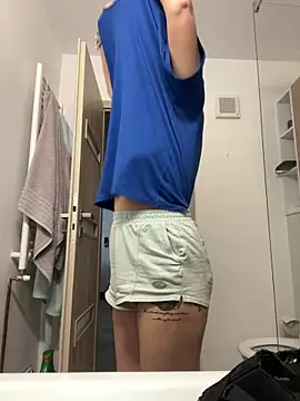 AllysonK online show from March 2, 10:44 am