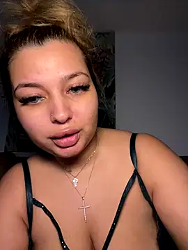 AllysonK online show from November 28, 2:50 pm