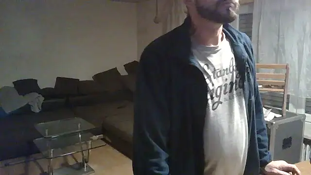 rosaeichel online show from March 1, 1:49 am