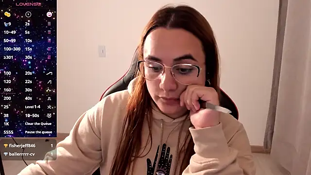 maryluna95 online show from October 28, 2:12 am