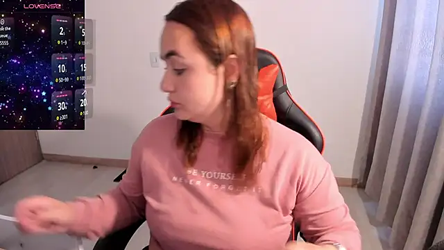 maryluna95 online show from February 12, 5:13 pm