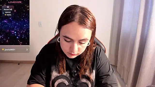 maryluna95 online show from March 18, 9:15 pm