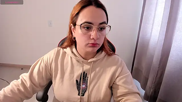 maryluna95 online show from November 10, 5:29 pm