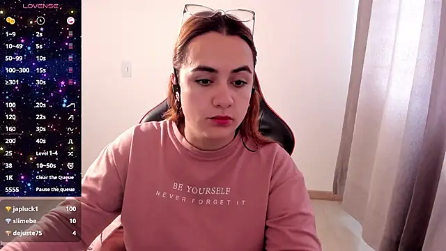 maryluna95 online show from November 5, 5:05 pm