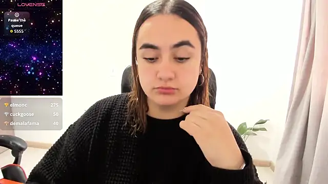 Snapshot of maryluna95 chatting on June 25, 6:13 pm maryluna95 online show from June 25, 6:13 pm