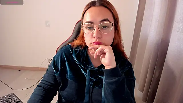 maryluna95 online show from November 24, 9:59 pm