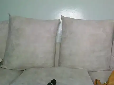 lisaa544 online show from April 4, 2:40 am