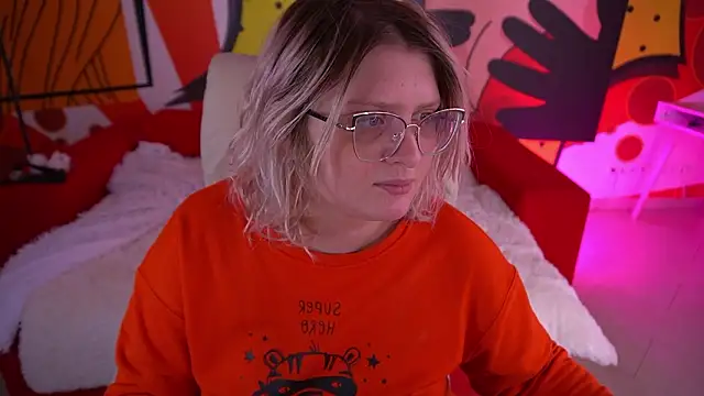 Snapshot of CoolTatis chatting on February 2, 9:08 am CoolTatis online show from February 2, 9:08 am