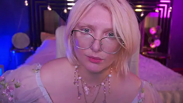 CoolTatis online show from March 30, 7:10 am