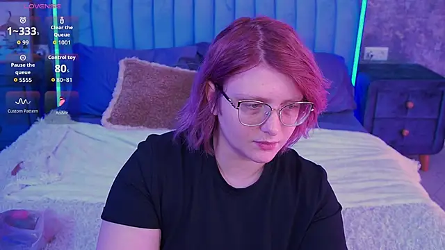 CoolTatis online show from April 6, 1:12 pm