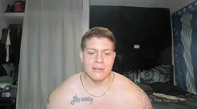 Snapshot of regan_jhonso chatting on March 21, 7:22 am regan jhonso online show from March 21, 7:22 am