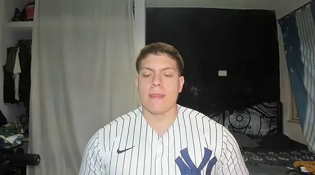 Snapshot of regan_jhonso chatting on March 15, 4:35 am regan jhonso online show from March 15, 4:35 am