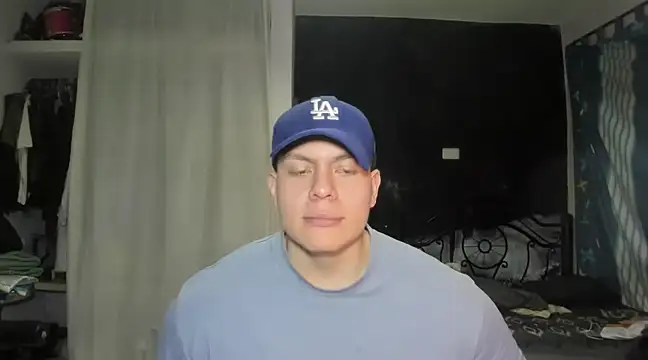 Snapshot of regan_jhonso chatting on March 22, 2:37 am regan jhonso online show from March 22, 2:37 am