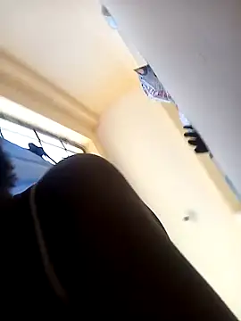 zainabsmile online show from November 18, 9:01 am