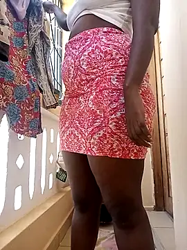 zainabsmile online show from December 4, 9:41 am