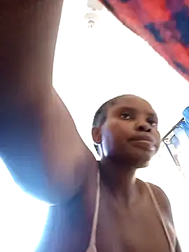 zainabsmile online show from February 26, 11:21 am