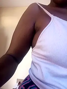 zainabsmile online show from December 3, 11:20 am