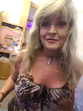 annika lately online show from May 14, 6:05 pm