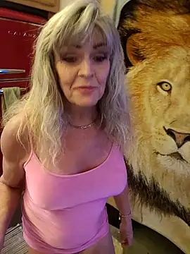 annika lately online show from October 24, 3:27 am