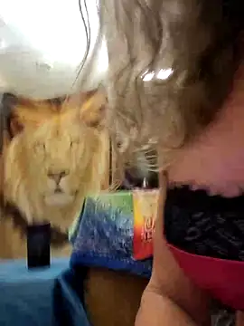 annika lately online show from June 19, 3:45 am