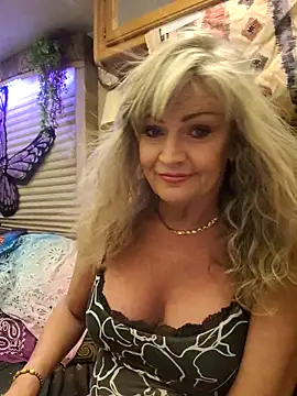 annika lately online show from April 2, 3:24 am