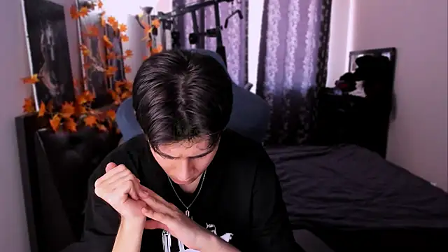 Foxicfu online show from November 15, 7:56 am