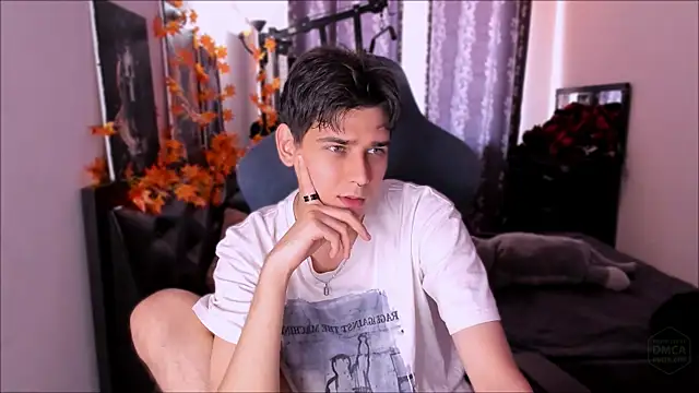 Foxicfu online show from November 11, 6:19 am