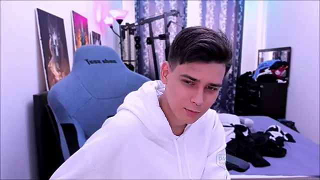 Foxicfu online show from September 23, 10:22 am