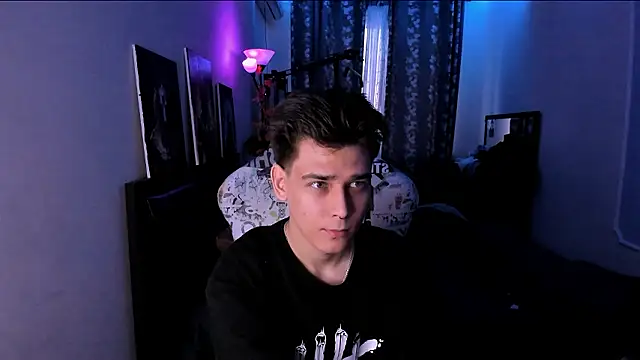 Foxicfu online show from February 1, 11:52 am