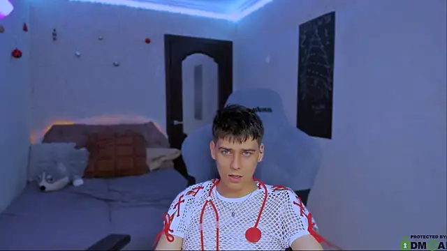 Foxicfu online show from January 23, 11:48 am