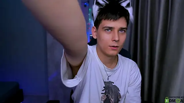 Foxicfu online show from February 1, 11:53 am